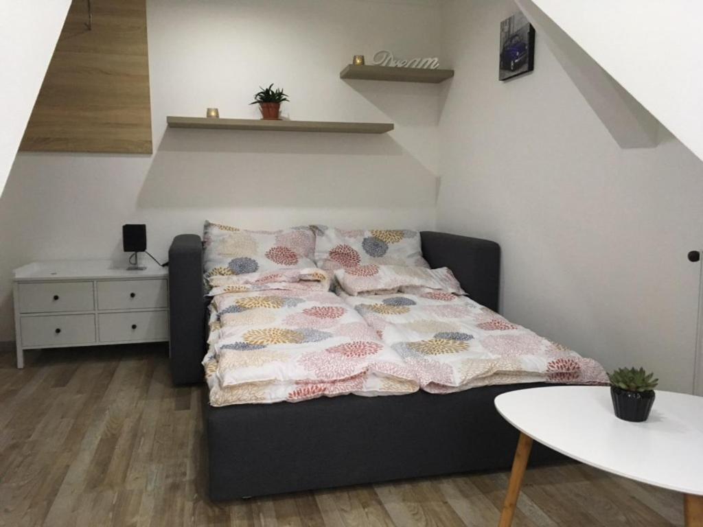Rabbit Apartman Mosonmagyaróvár Exteriör bild